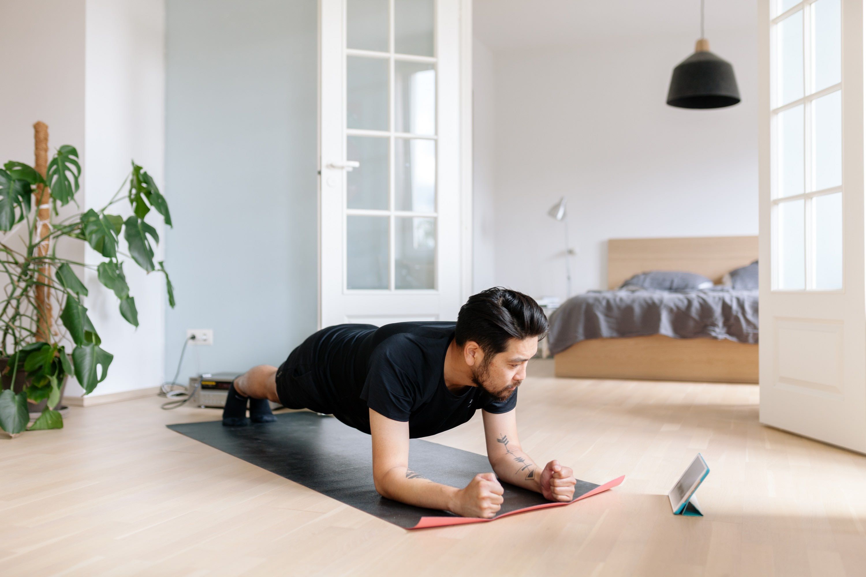 Treinar em casa: benefícios e dicas para você